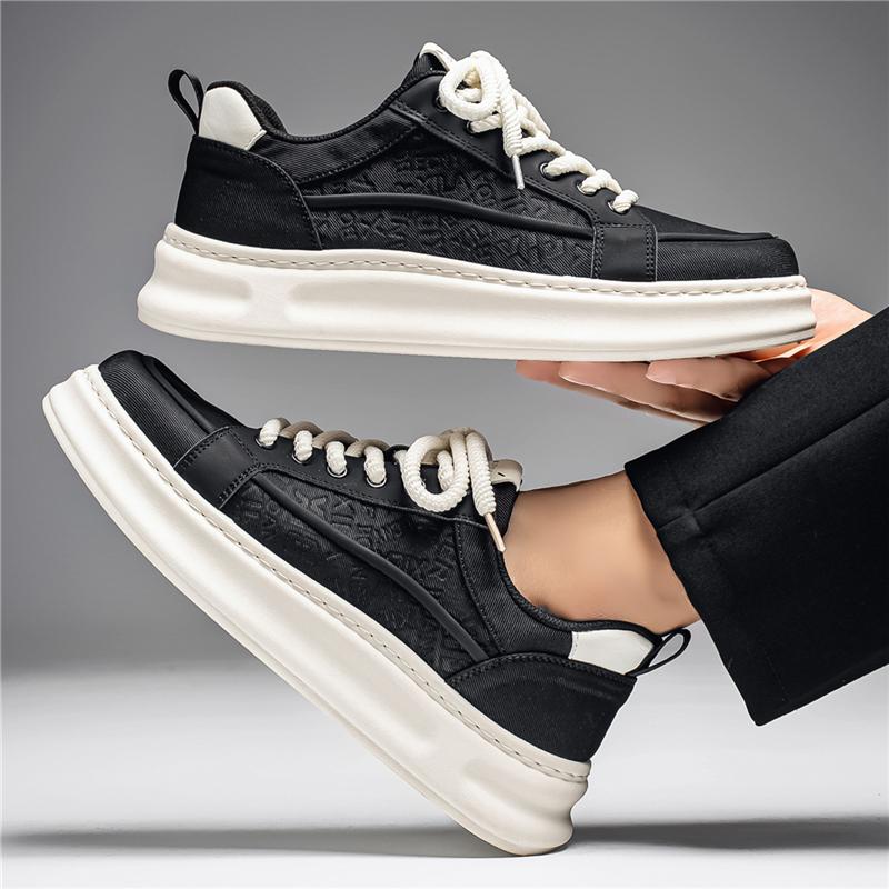 New Men's Classic Four Seasons Fashion Low Top Skateboarding Shoes Comfortable Soft Sole Sneakers