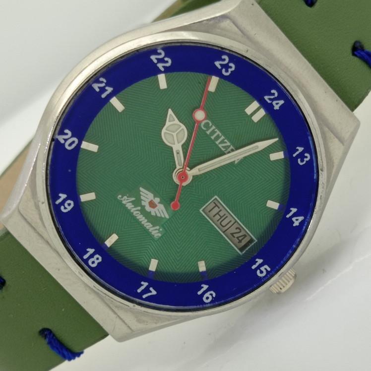 

USED CITIZEN AUTOMATIC OLD 8200 JAPAN MENS GREEN DIAL WATCH 006-a412474-2 Sku006-a412474