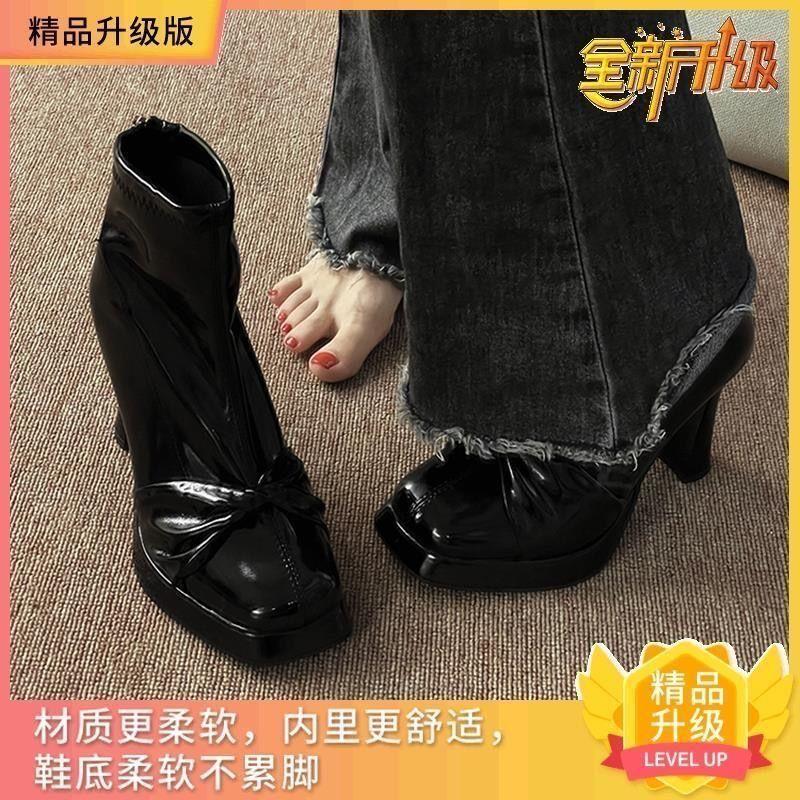 

Женские ботинки Мартин 2025 новые корейские маленькие ботильоны бархатные короткие ботинки интернет-знаменитость тонкие ботинки модная обувь 39