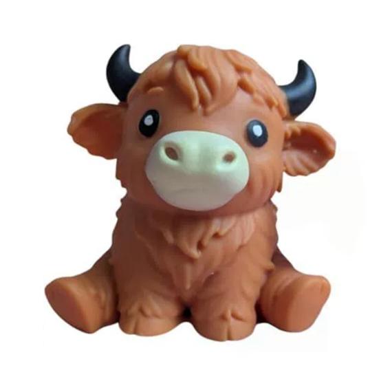Highland Cow Squeeze Toy Anxiety Relief Sitting Cattle Sensory Toy Soft Stretchy Animal Pinch Toy Home Office Relaxation Tool 1pc