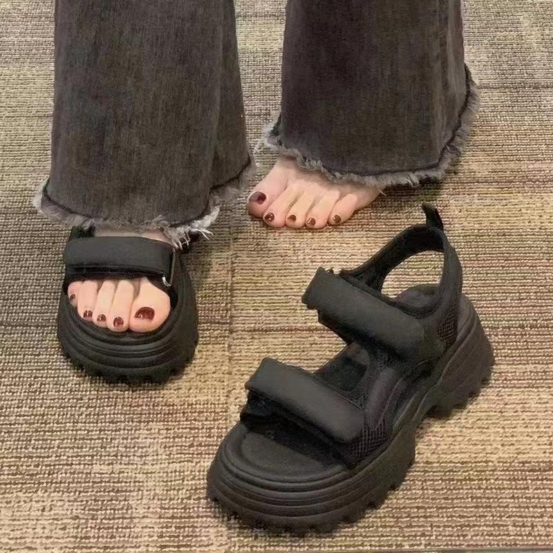 Sandals Women's Summer 2025 New Soft Leather Platform Muffin Roman Shoes Velcro Women's Shoes Beach Shoes Tide