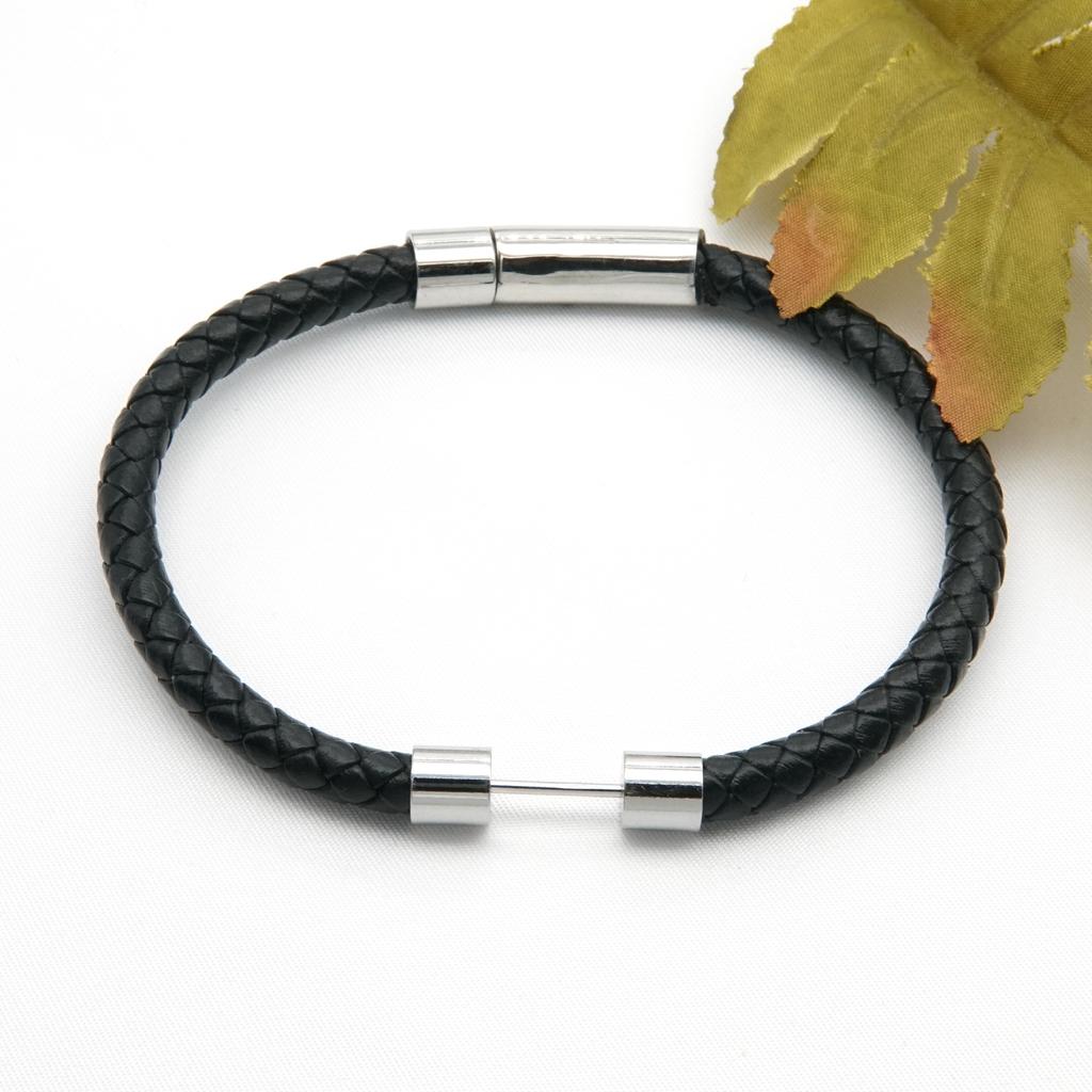 Edelstahl Ein-Wort-Schnalle Lederarmband Geflochtenes Lederseil Magnetverschluss Armband Perlen Handseil Exquisites Partnerarmband