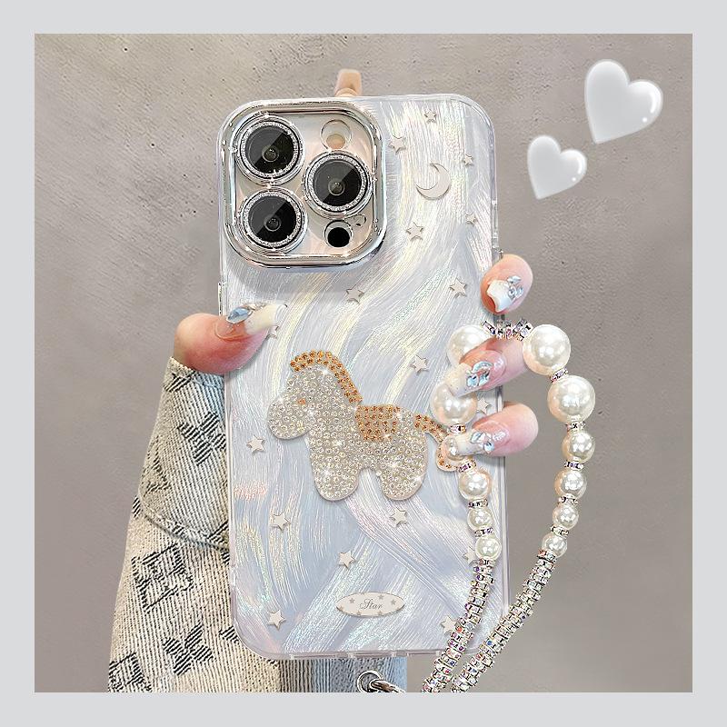 The flash diamond pony bracelet is suitable for Apple 17 feather yarn mobile phone case iphone15promax high value 16 new women's models.