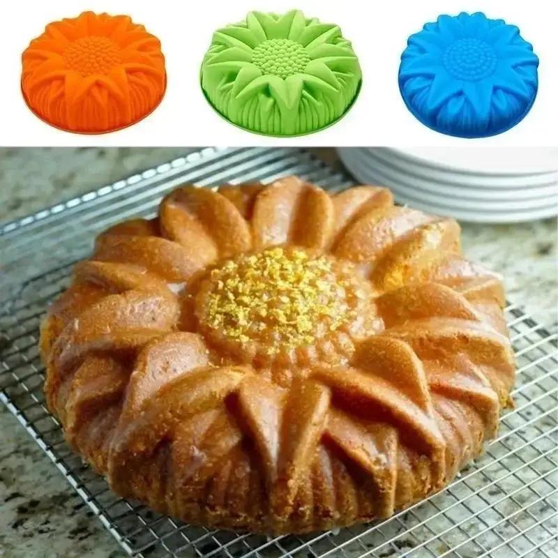 New Kitchen Household Baking Tools Random Color Dessert Large Sunflower Shape Pastry Mold Kitchen Cake Mold Silicone Cake Mold