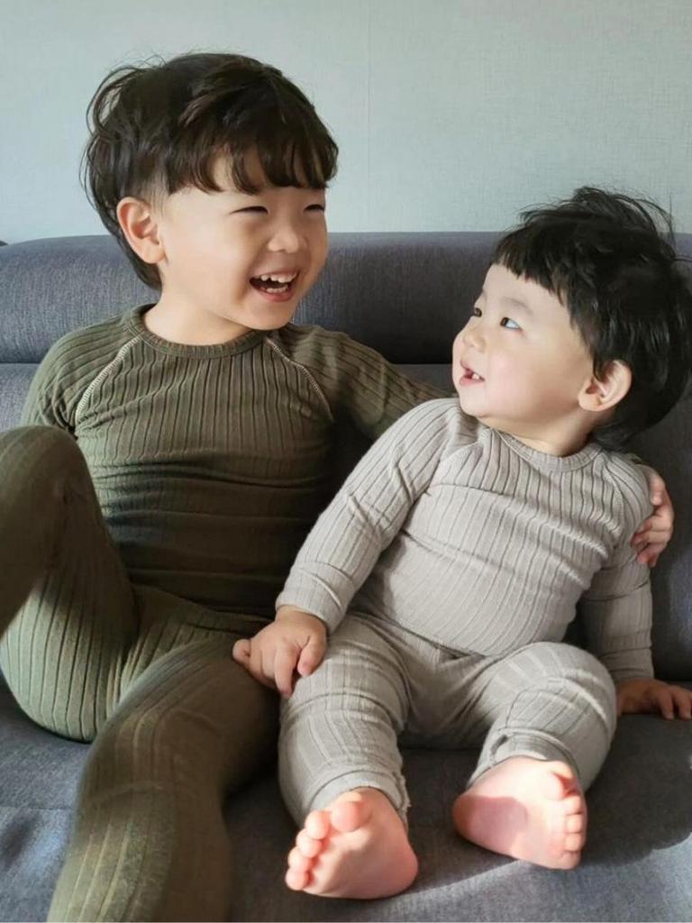 2025 Autumn Baby & Toddler A-Class Soft Ribbed T-Shirt + Base Layer Pajama Set