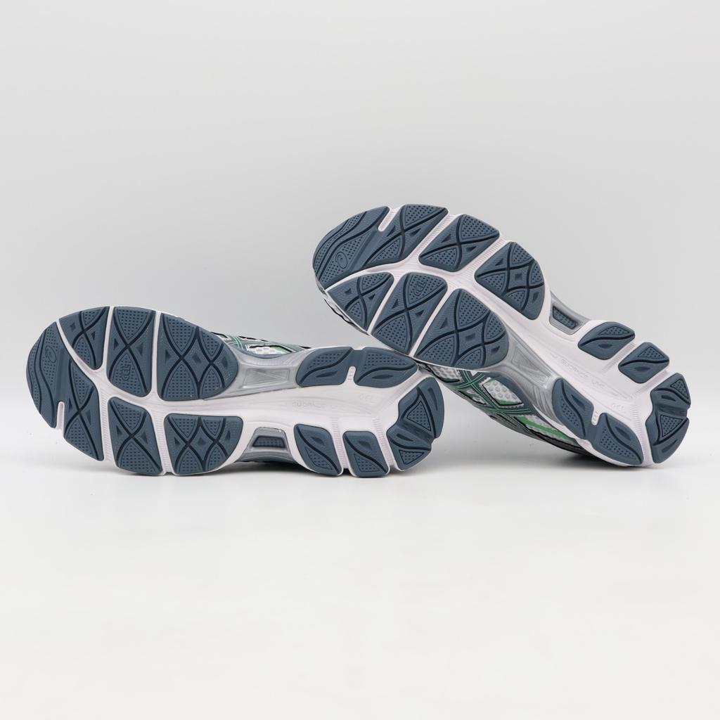 1203a733-100 Asics Gel-Cumulus 16 Weiß Eisenfest (Herren)