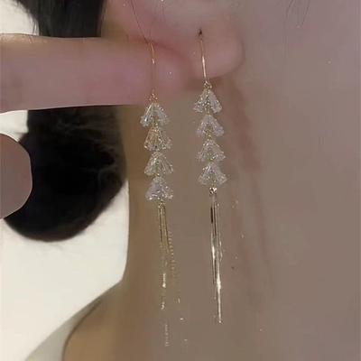 Super nesmrteľná tvár štíhla a dlhá s diamantovým strapcom do uší Earline Nové trendy a elegantné náušnice