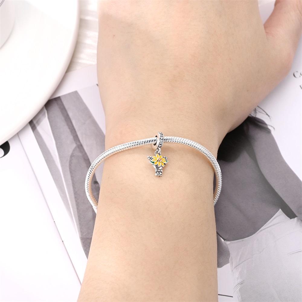 Original Copper Charms Luxury Sunflower Bouquet Pendant Beads Fit Bracelet Diy Women Making Delicate Gift