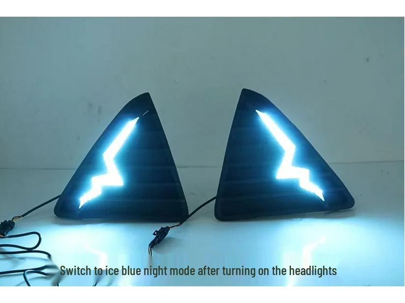 Kit de Feux de Jour et Antibrouillard LED pour Ford Focus 2012 - Pare-chocs Avant Modifié avec Fonctionnalité de Lumière Séquentielle.