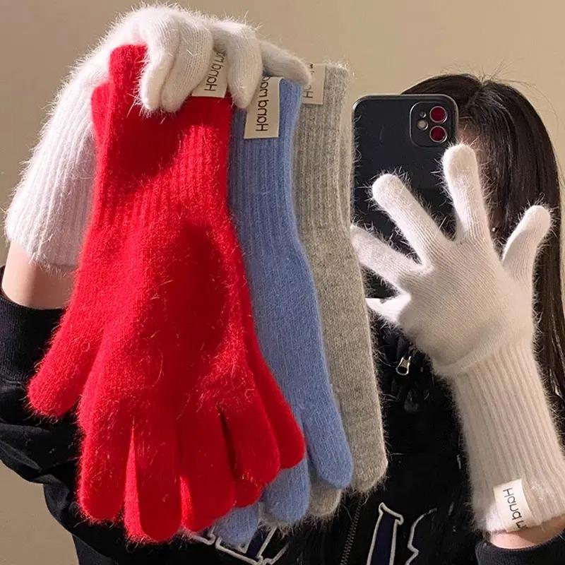 Women Rabbit Hair Gloves Cable Knit Touchscreen Finger Hole Winter Autumn Warm Wrist Length Classic Gloves Female Mitten