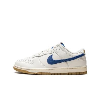 Dunk Low SE Sail Dark Marina Bleu