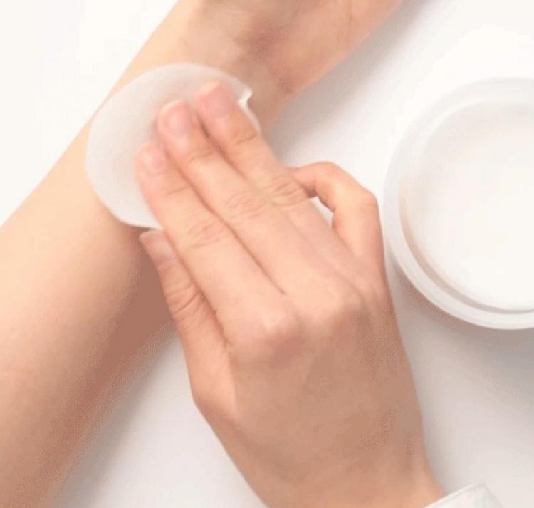 MISSHA Super Aqua Ultra Hyalron Tonerpads 180g (90 Blatt)