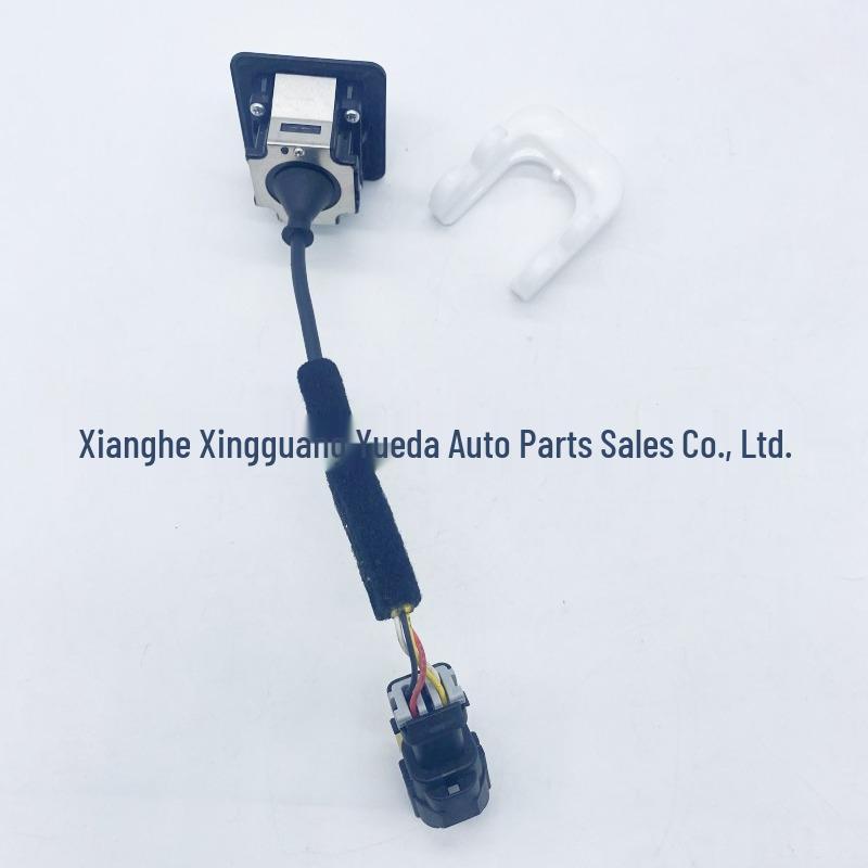 The 95760-3Z301 957603Z300 is compatible with the I40 rearview parking camera for reverse imaging.