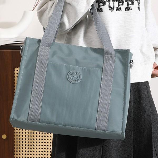 New Commuter Versatile Business Bag Large Capacity Niche Shoulder Bag Versatile Niche Nylon Messenger Bag Women