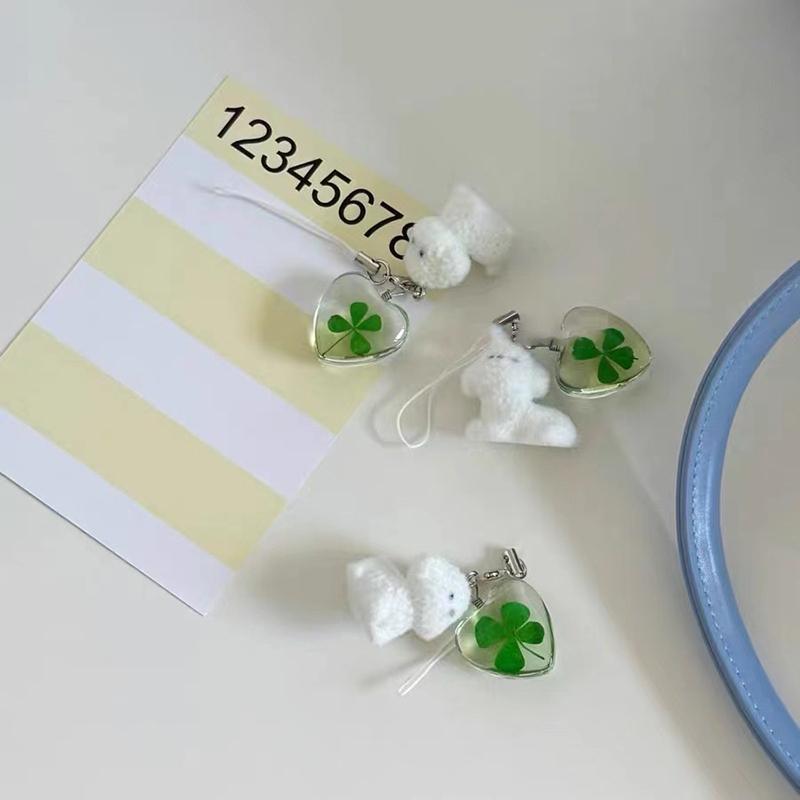 1Pcs Cartoon Clover Flocking 3D Dog Keychain Kawaii Key Ring Animal Key Chains Souvenir Gifts For Women Men Car Keys Ornaments