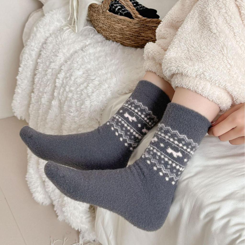 Fair Isle Puppy Bow Mid-Calf Wool Socks - Cozy Autumn/Winter Japanese Style Women's Warmth