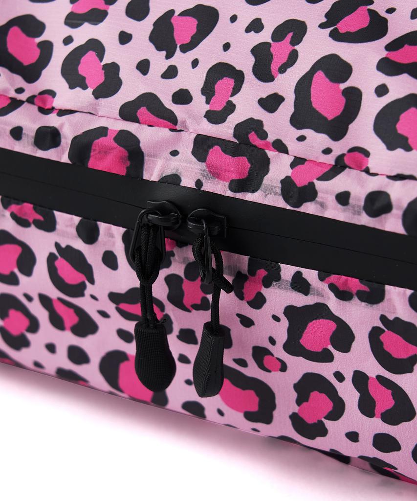 Elbiv Pink Leopard Print Daily Pouch (L)