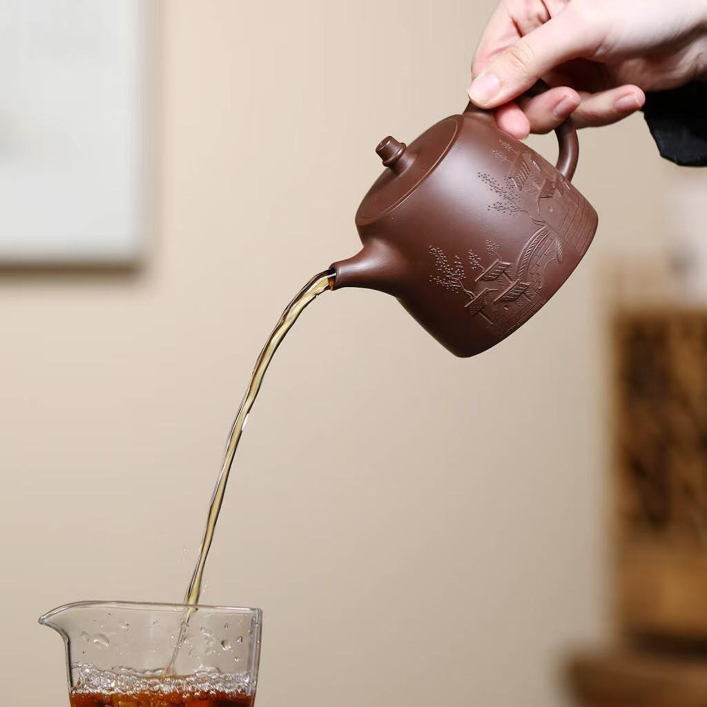 Yixing Zisha Teapot: Handmade, Engraved Han Duo Design with Original Ore Bottom Slot - Clear Tea Set.