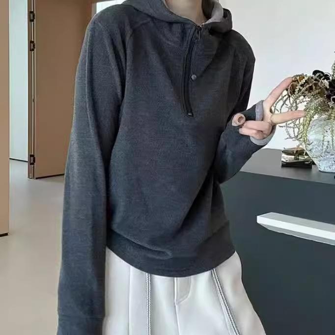 

Женская флисовая толстовка с капюшоном на молнии до половины, зимняя 2024, в стиле колор-блок - Модный приталенный дизайн M