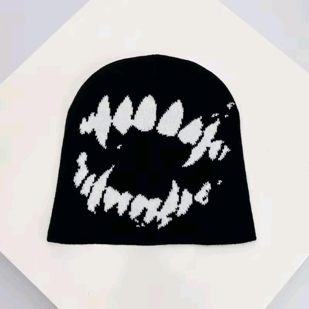 Streetwear Jacquard Woolen Hat Elastic Brimless Beanie Cap Black White Pullover Cap  Winter