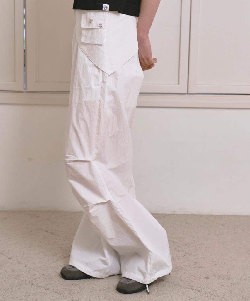 THE GREEN LAB Star Stud Belt Parachute Pants [White]