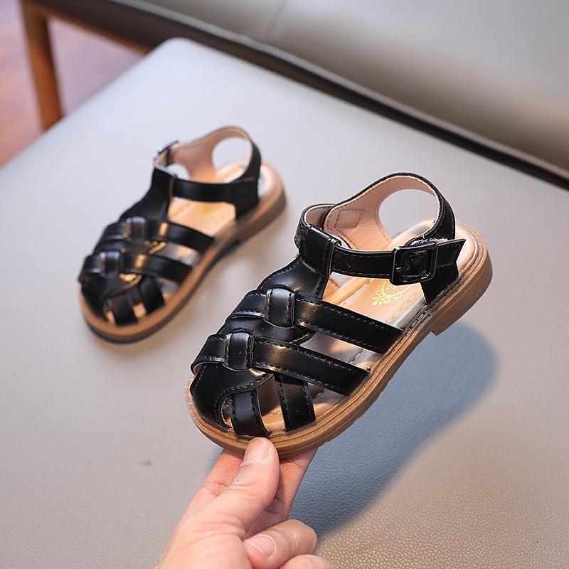 Summer Children's Sandals, Unisex Closed-Toe Anti-Collision Beach Shoes, Soft-Soled Fashion Roman Sandals, Korean Style.