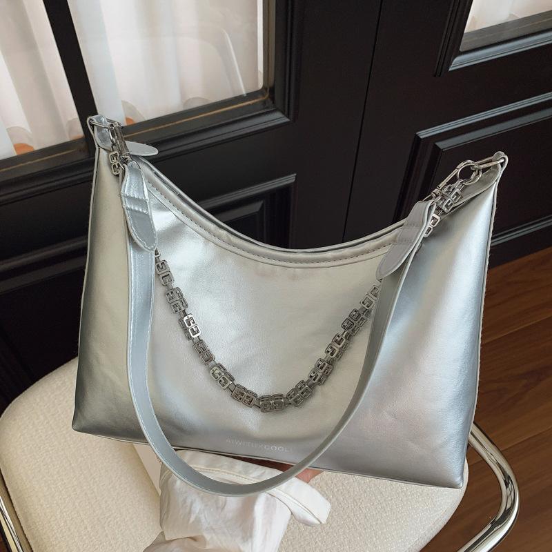 Large-capacity High-end Commuter Chain Shoulder Bag Women's 2025 Summer New Casual Versatile Messenger Tote Bag