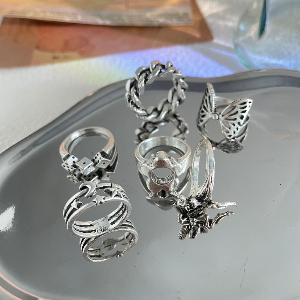 Women's Y2K Vintage Silver Butterfly Skull Punk Ring Set - Gothic Streetwear Adjustable Charm Rings for Party & Daily Wear