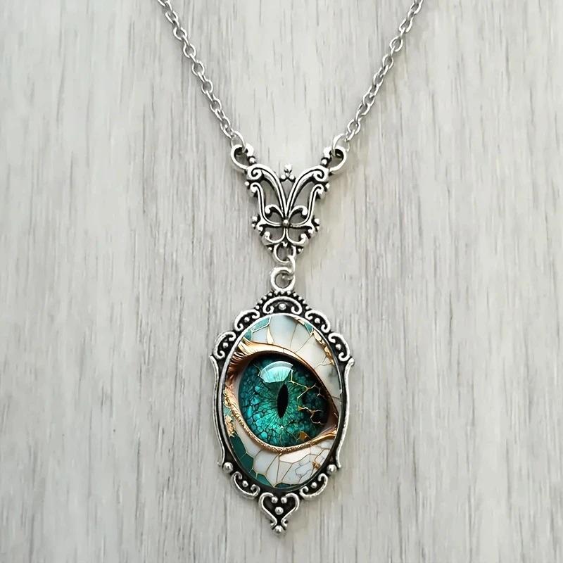Pendant Elegant Aurora View Oval - Vintage Necklace