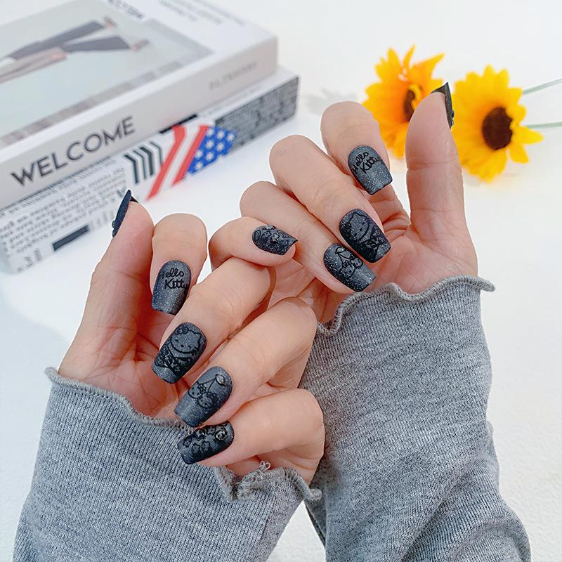 Handmade Student Style Wearable Nail Tips - Fresh, Cute, Detachable, Short Oval Design for 2026