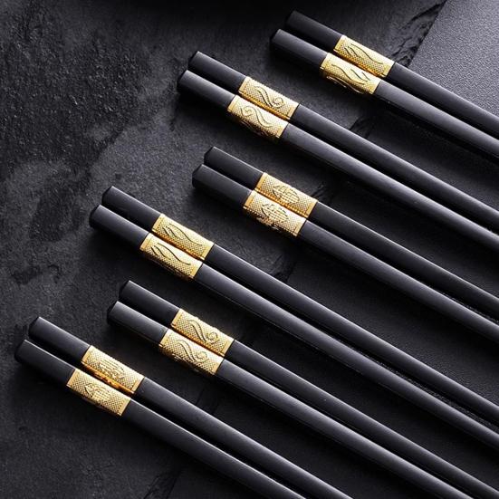 10 Pairs Plastic Chopsticks Black Gold Non-Slip Grip Micro-Tip Design Chopsticks Ergonomic Cylindrical Sushi Sticks for Chinese Japanese Food Elegant