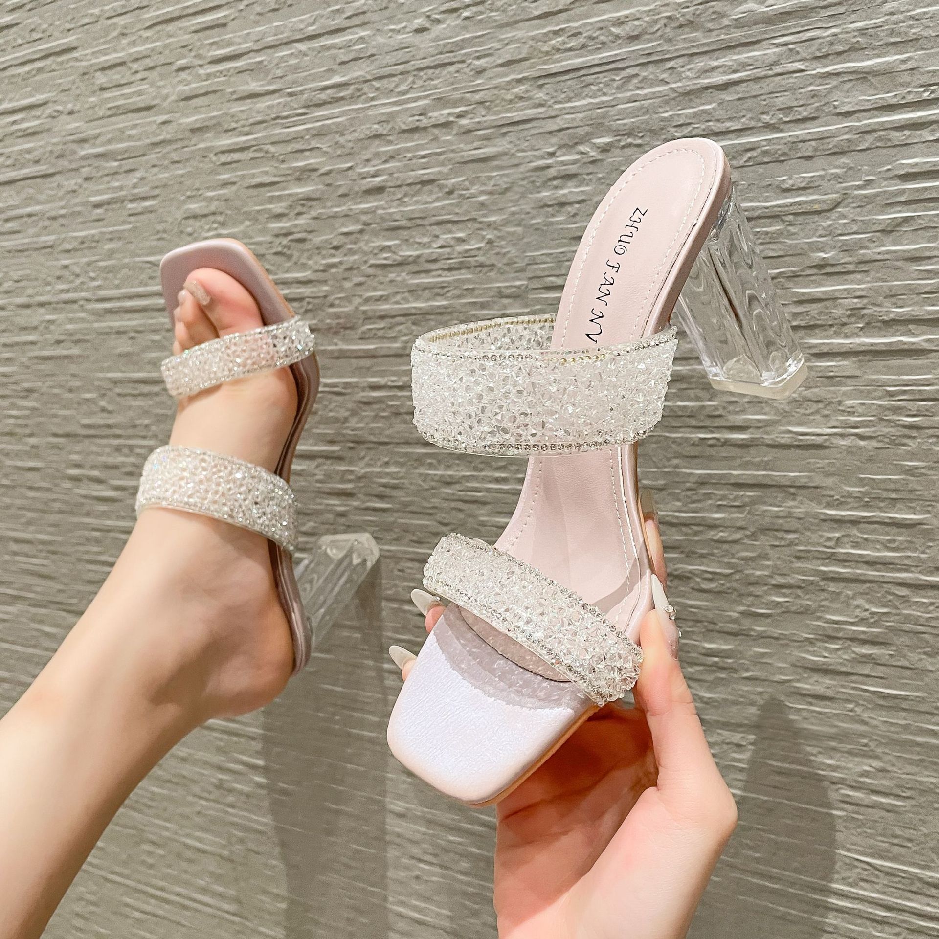 

-Summer one-word rhinestone high-heeled sandals versatile fairy wind open-toed square-heeled sandals female 39