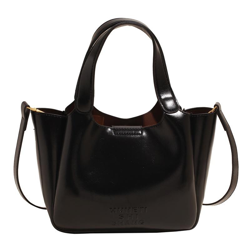 

Handbag Women s New Fashion Bag Casual Versatile Shoulder Crossbody Bag no pendant чёрный