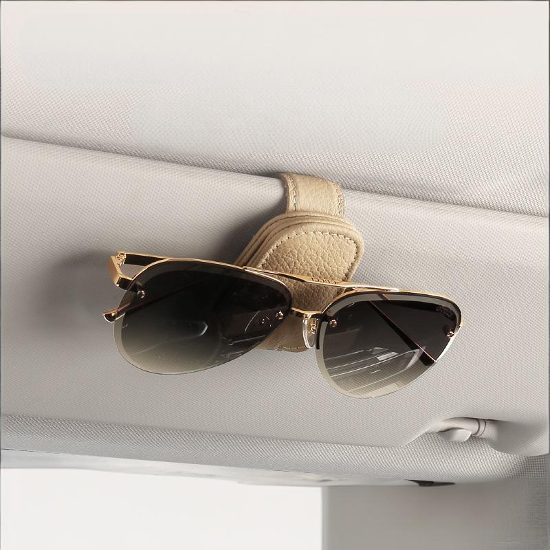 Der Brillenhalter ist geeignet für Auto-Sonnenblenden, Leder-Sonnenbrillen, Magnetische Clips, Ticket-Halter und Auto-Sonnenblenden-Zubehör