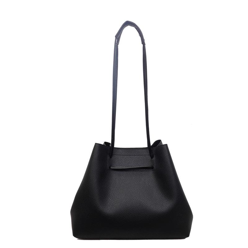 

Trendy Soft Leather Tote: Large Capacity Shoulder Bag