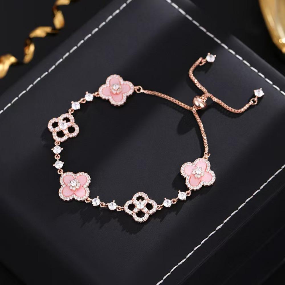 New Four-leaf Clover Bracelet Sparkling Lucky Clover Pull-out Bracelet Niche Luxury Jewelry for Women