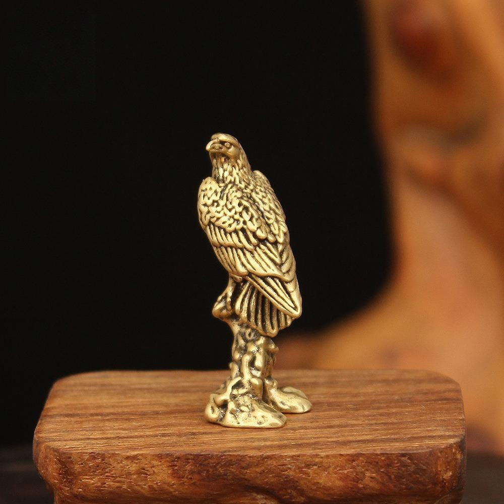 1PC Antique Copper Owl Eagle Miniature Figurines Crafts Tea Pet Desktop Ornament Home Decor Crafts Animals Figurines Decoration