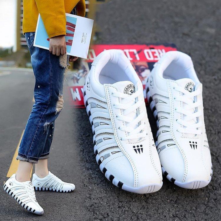 Women s shoes spring new flat-bottomed versatile retro casual sports shoes women s large size 36 белый 3175₽