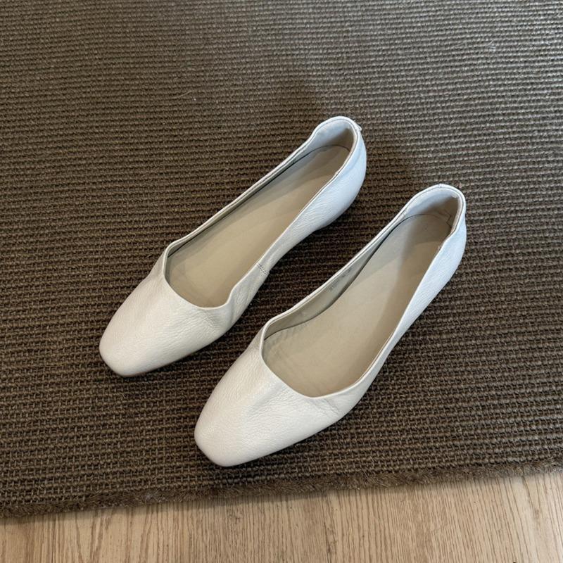 Sheepskin version~ Temperament inner height increase single shoes, shallow mouth versatile one-pedal commuter shoes, simple professional work shoes