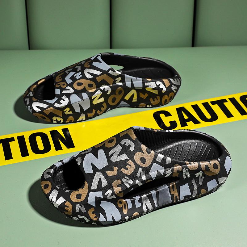 Summer Men Slippers Leisure Summer Shoes Male Beach Shoes Comfy Men's Shoes  Outdoor Mens Slippers Fashion Flip Flops Slippers
