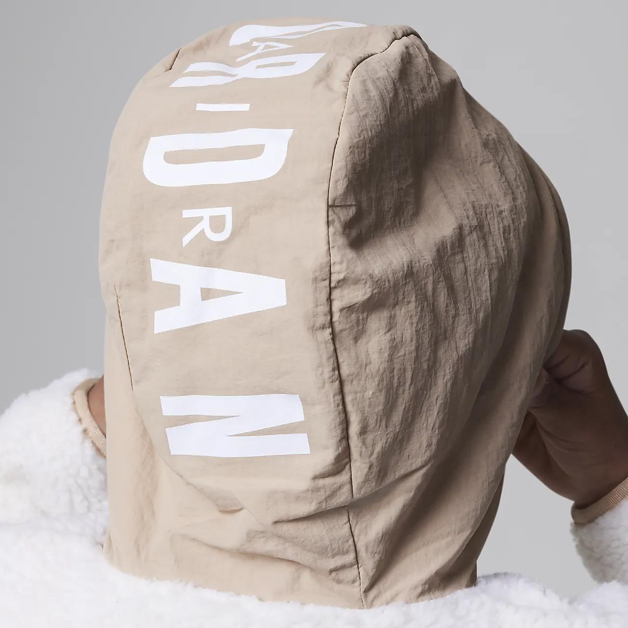 

Куртка Jordan Color Block с капюшоном и длинными рукавами на молнии с принтом логотипа Детские куртки многоцветные FV2510-133 M