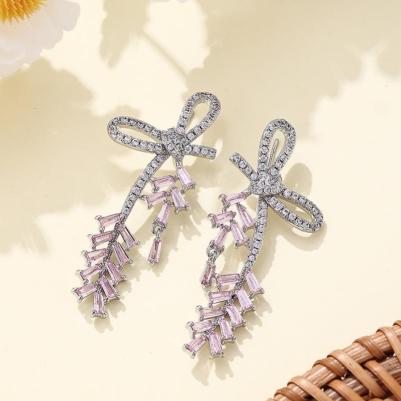 Elegant Zircon Bow Tassel Earrings – High-End Slimming Design