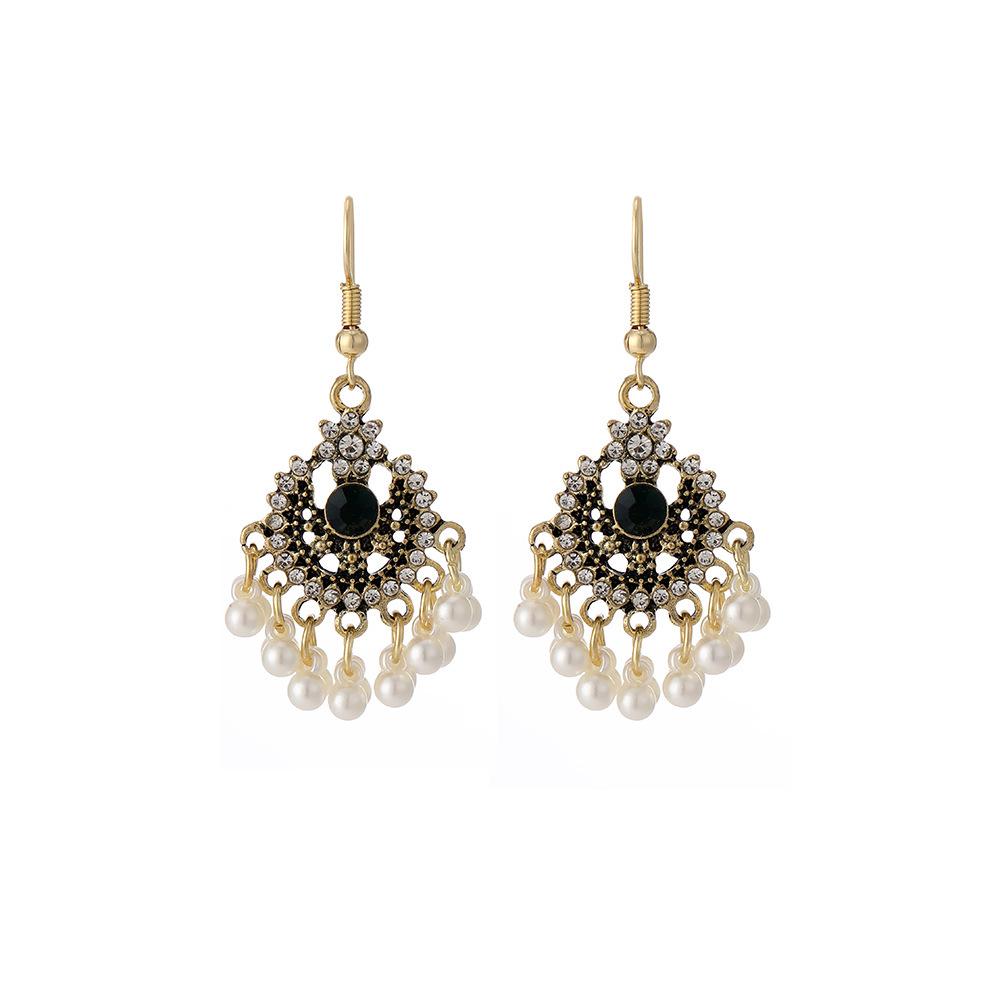 Bohemian Crystal Pearl Tassel Earrings - Ethnic Style, Artistic, Light Luxury Versatile Jewelry for Women