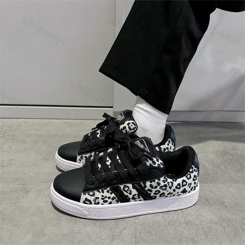 Women's Shoes Fashion Street Skateboard Shoes New Casual Sport Shoe Vintage Leopard Print Design Women Shoes Sneakers for Women