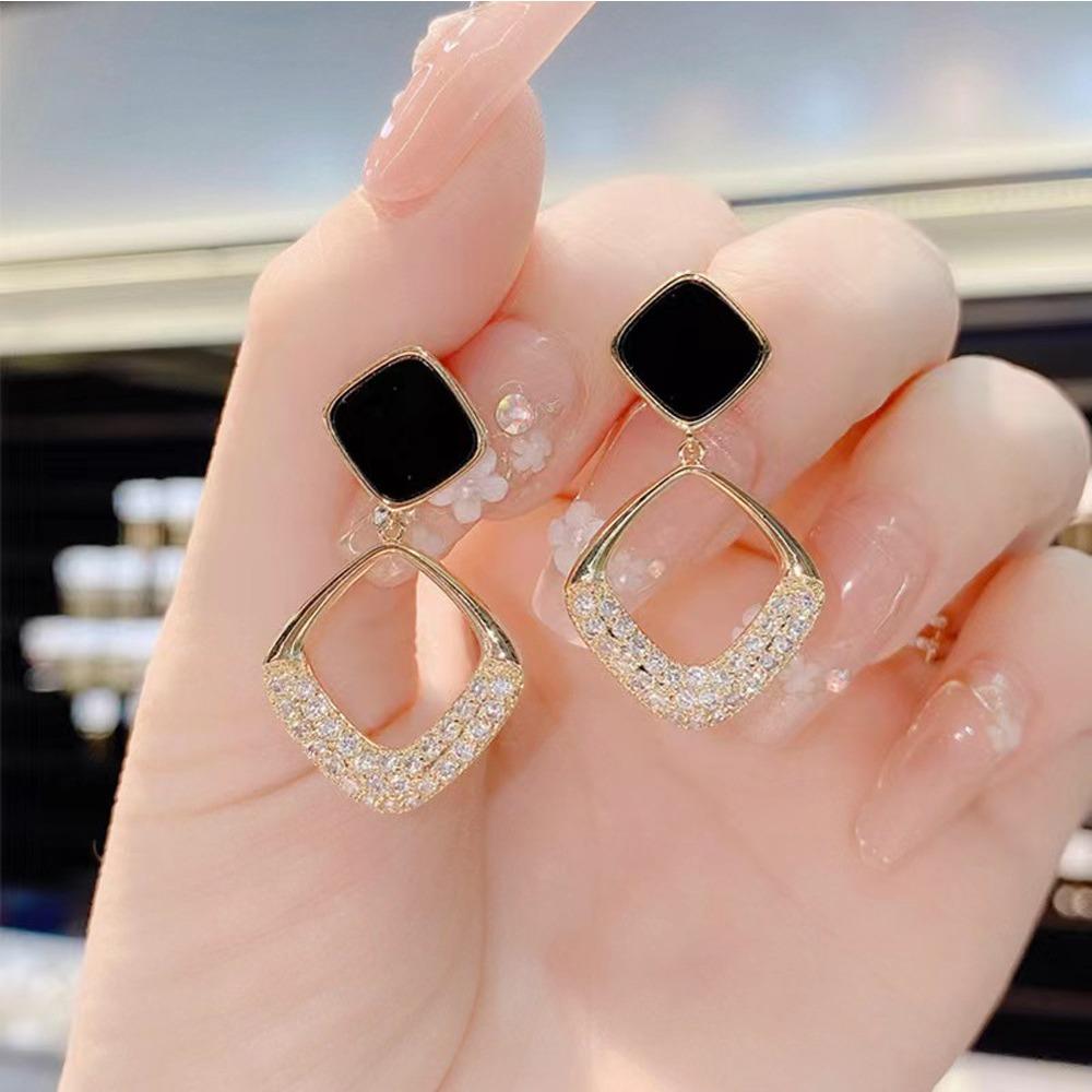 GemChic Women's Earrings Fashionable Ear Stud Needle Embed Zircon Square Exquisite Earrings Birthday Christmas Jewelry Gift