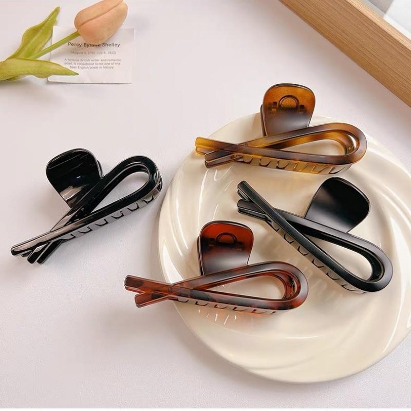 Simple Large Crab Hair Claw Clips Women Girls Matte Tortoiseshell Bow Ponytail Hair Clamps Barrettes Hairpins Hair Accessories