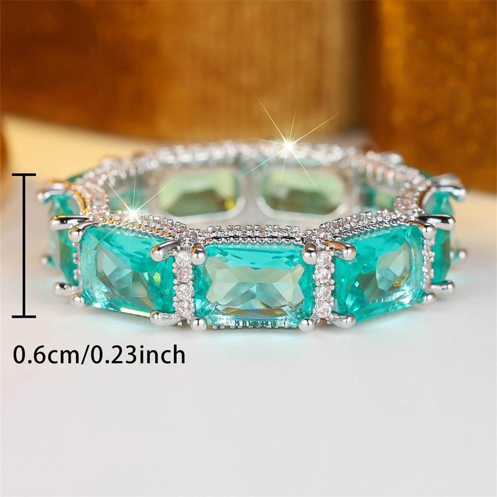 Green Crystal Zircon Rectangle Stone Rings For Women Vintage CopperColor Engagement Ring Wedding Jewelry Bridal Versatile Gifts