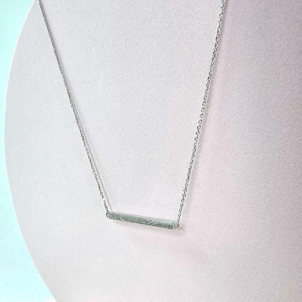 Suji Stickbar Silver Necklace