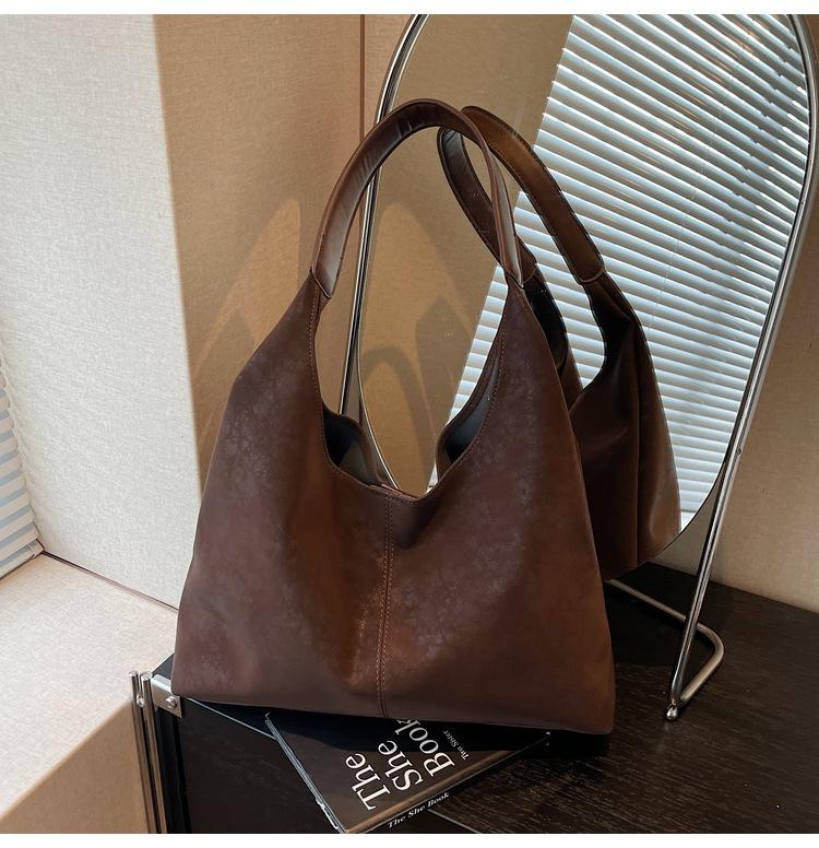 Large-capacity Bag Women's 2025 Autumn and Winter New Simple Soft Leather Shoulder Underarm Bag Retro Commuter Tote Bag