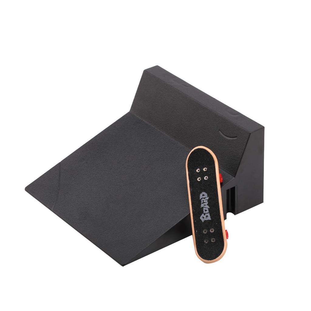 Çocuk Parmak Kaykayları Kaykay Oyuncak Kaykay Parkı Rampa Seti Teknoloji Pratik Tahta Komik İç Mekan Ekstrem Spor Parmak Eğitim Oyuncakları